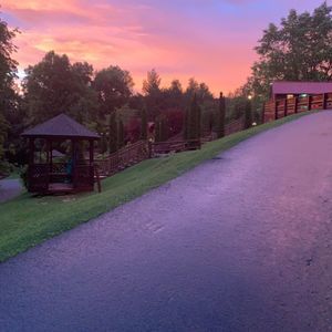 Meet your Posher, Joel